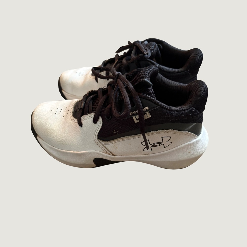 Under Armour Jet 21 Youth Basketball Shoes Black White 3028514-001 Size 2.5Y